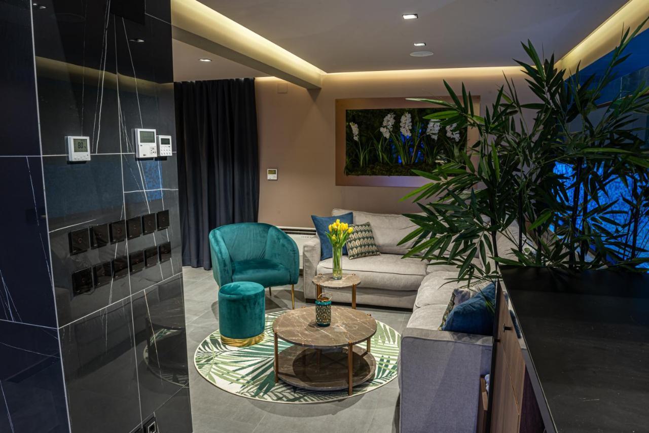 Marconio Wellness Private Pool & Spa - City Center Белград Экстерьер фото
