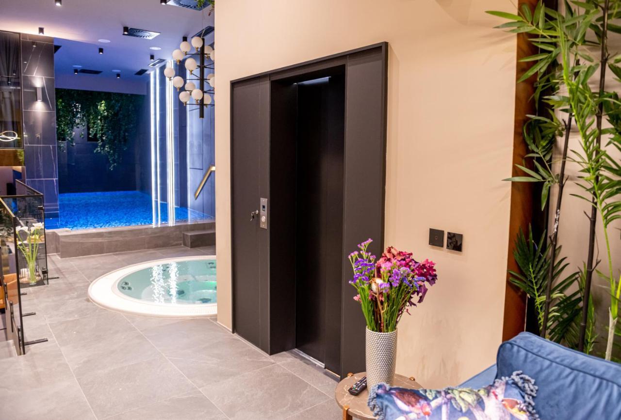 Marconio Wellness Private Pool & Spa - City Center Белград Экстерьер фото